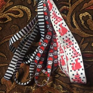 Hot Topic 3x Shoelaces (new)